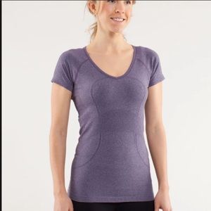 Lululemon Swifty V neck size 8